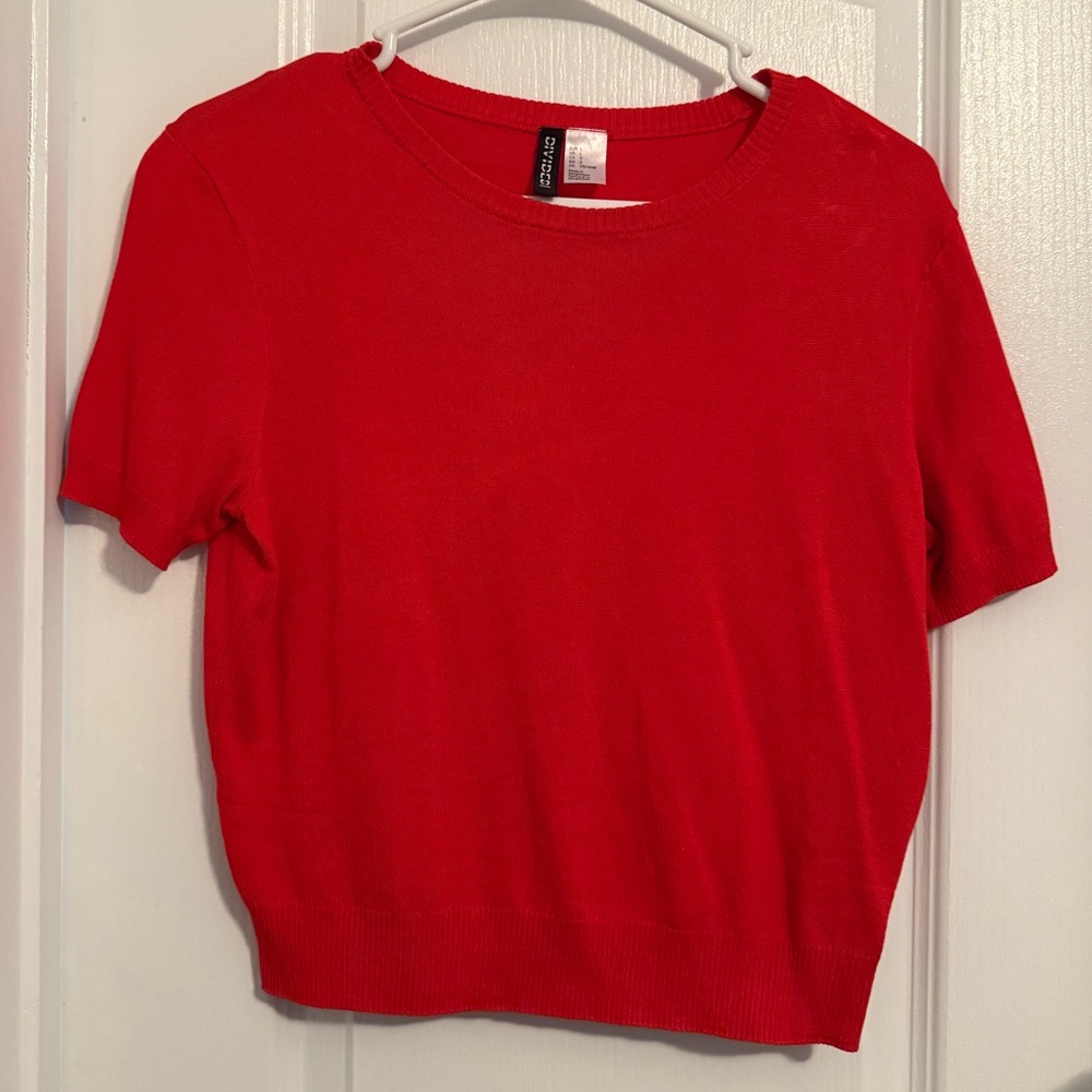 H&M Red Cropped Sweater